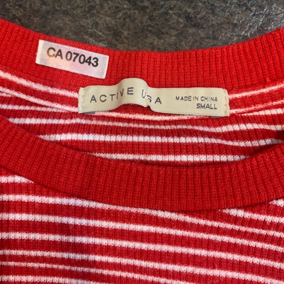 2/$10 ActiveUSA cropped TShirt - Picture 4 of 6